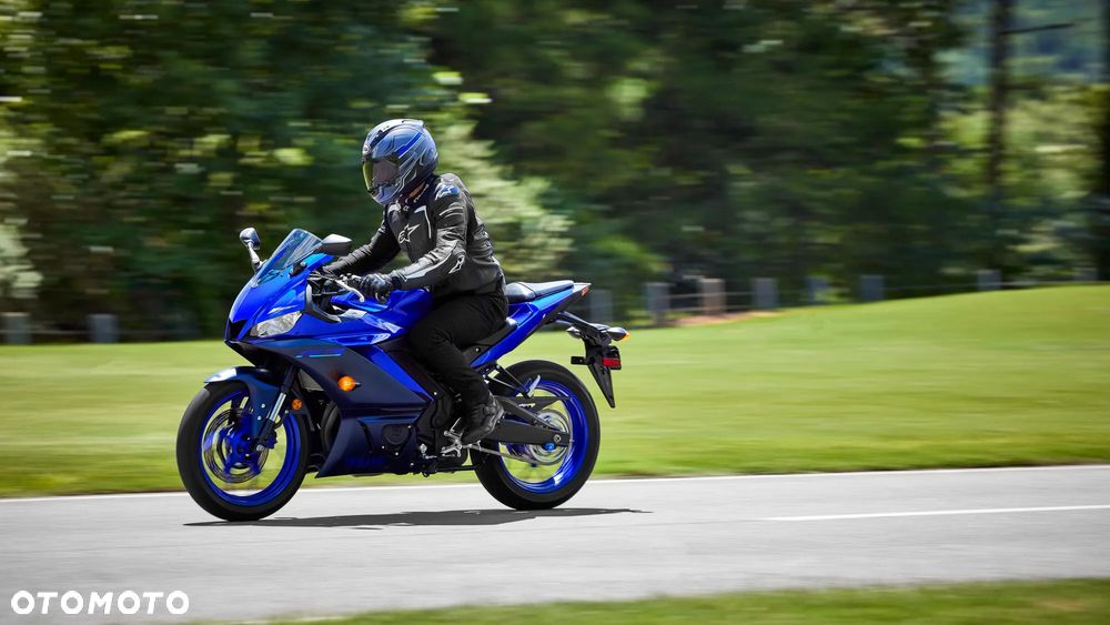 Yamaha R3 - 2