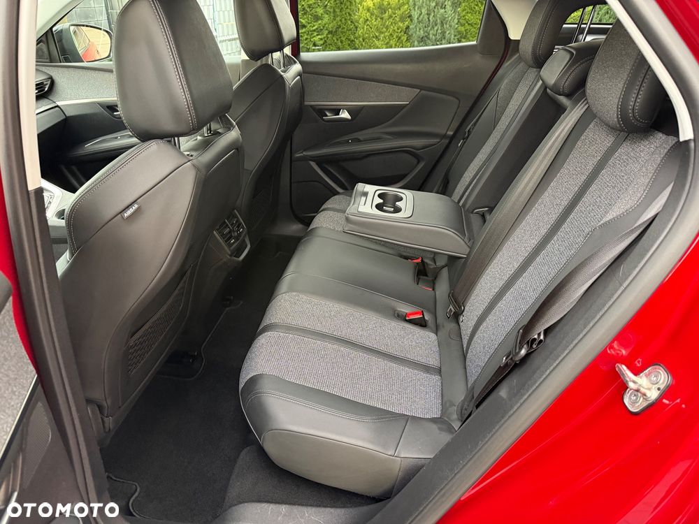 Peugeot 3008 BlueHDi 130 Stop & Start Allure - 16