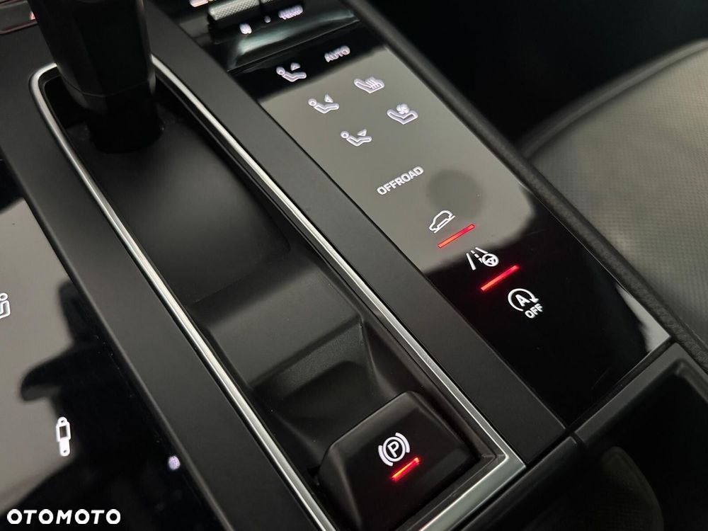 Porsche Macan - 32