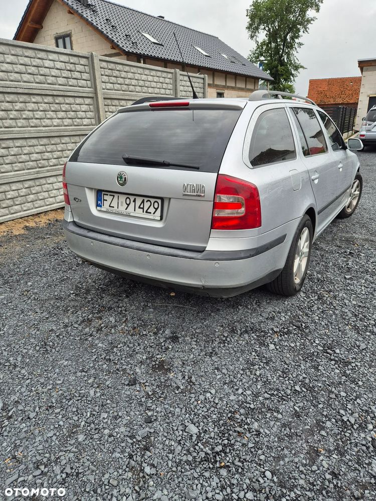 Skoda Octavia 2.0 TDI Elegance - 3