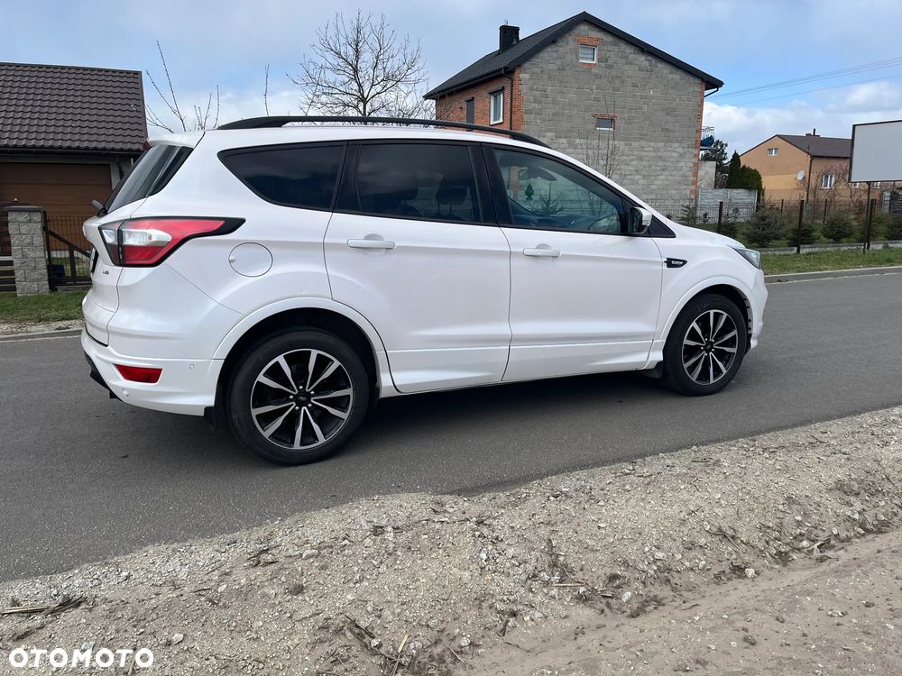 Ford Kuga 2.0 TDCi AWD ST-Line - 7