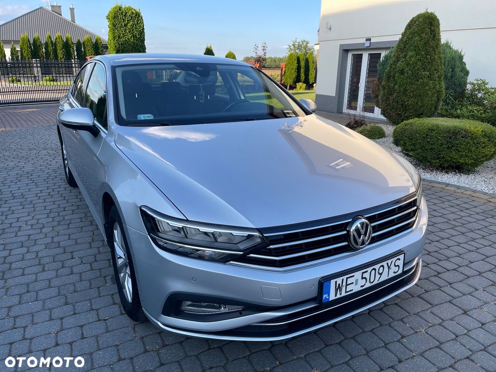 Volkswagen Passat - 5