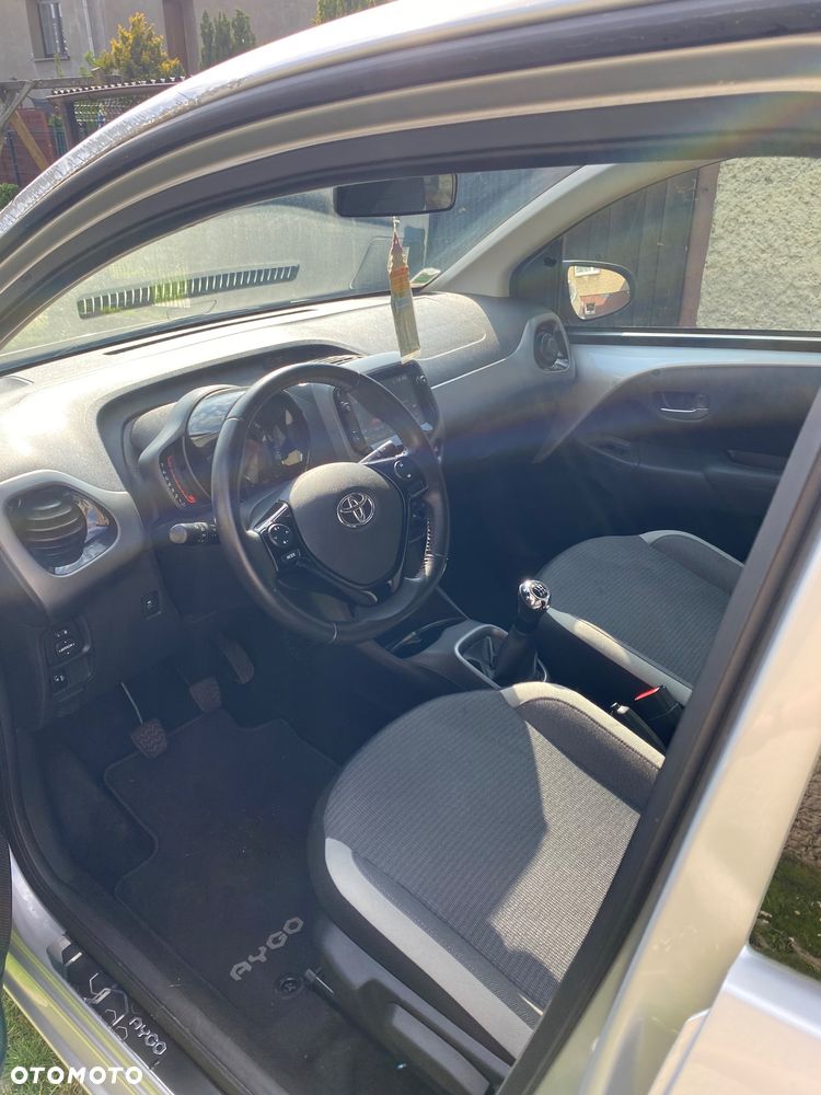 Toyota Aygo x-final - 13