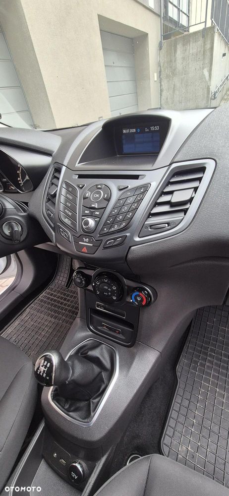 Ford Fiesta - 6