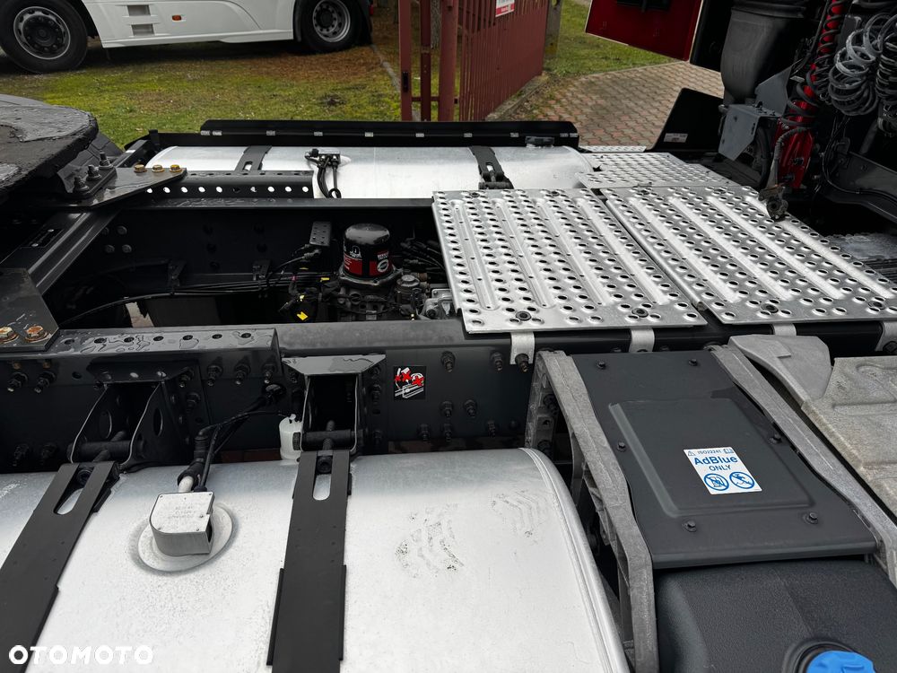 Renault T520 high cab - 7