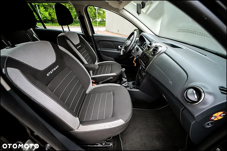 Dacia Sandero Stepway TCe 90 (S&S) Prestige - 37