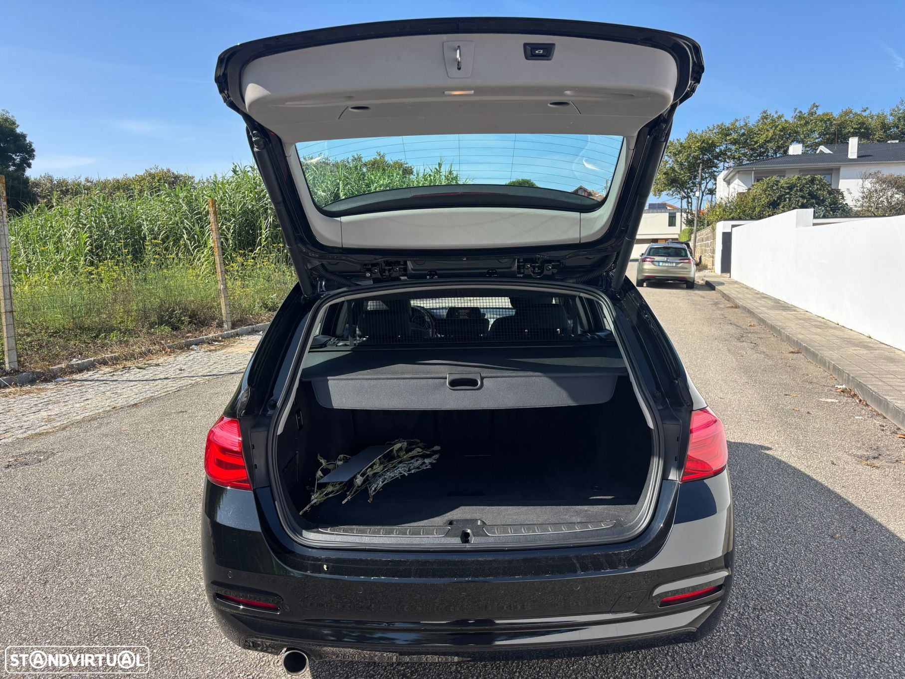 BMW 318 d Touring Advantage Auto - 29
