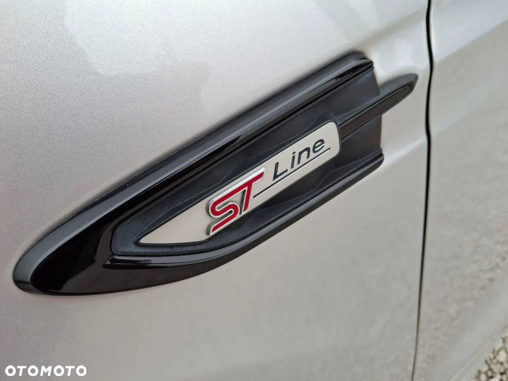 Ford Kuga 1.5 EcoBoost 2x4 ST-Line - 12