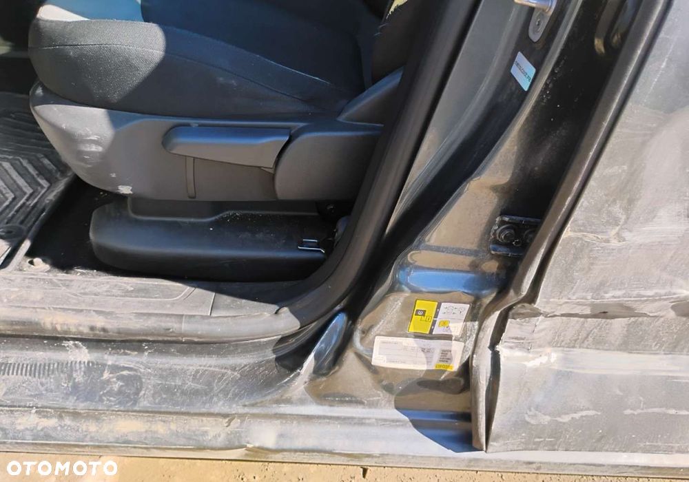 Citroën C4 Picasso - 25