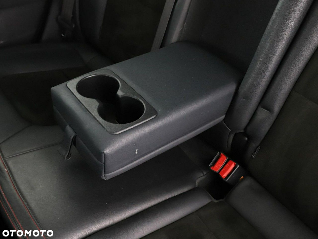 Kia Ceed 1.6 T-GDI GT-Track - 38