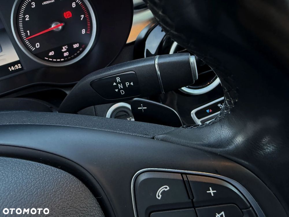 Mercedes-Benz Klasa C 200 7G-TRONIC - 25