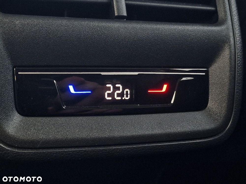 Skoda Superb 2.0 TDI SCR 4x4 Selection DSG - 18