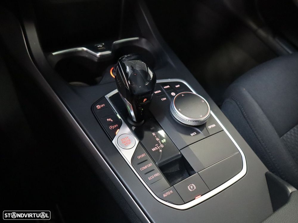 BMW 118 i Auto - 20