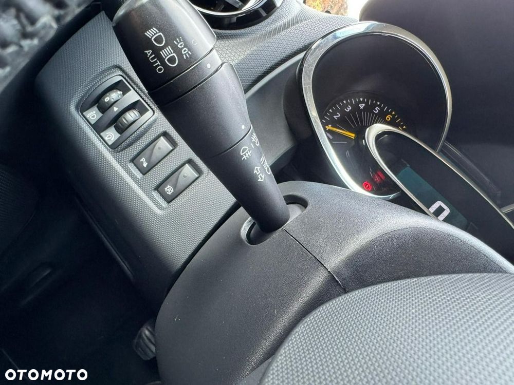 Renault Clio - 18