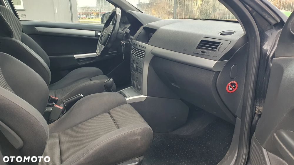 Opel Astra - 24