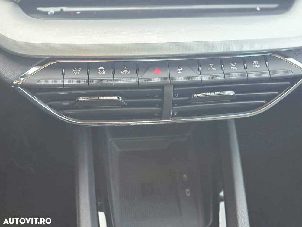 Skoda Octavia 2.0 TDI DSG Style - 35