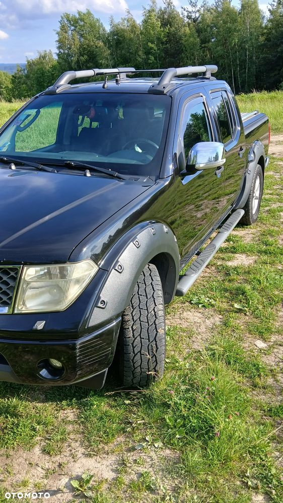Nissan Navara 2.5 D Platinum - 13
