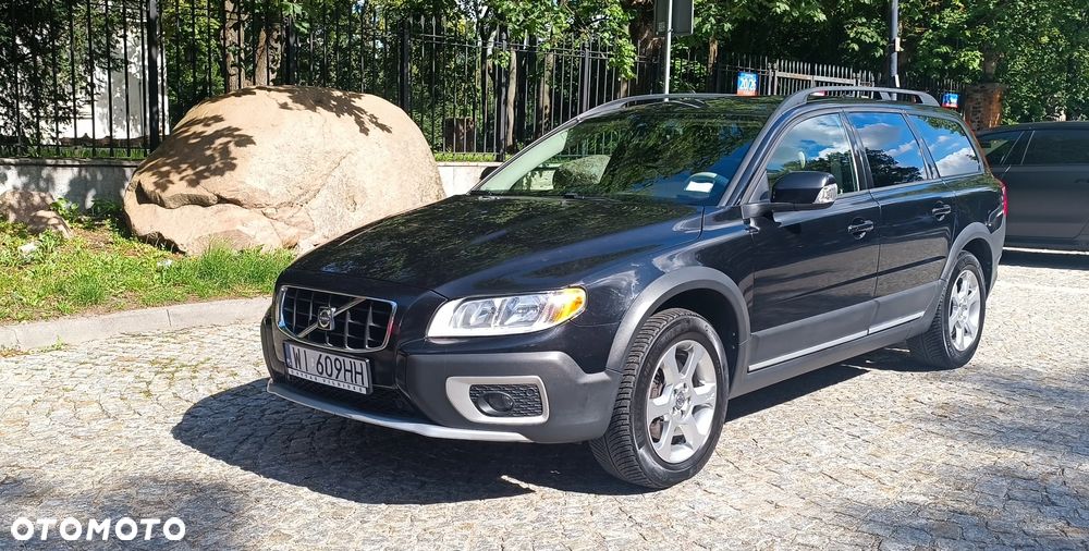 Volvo XC 70 - 1