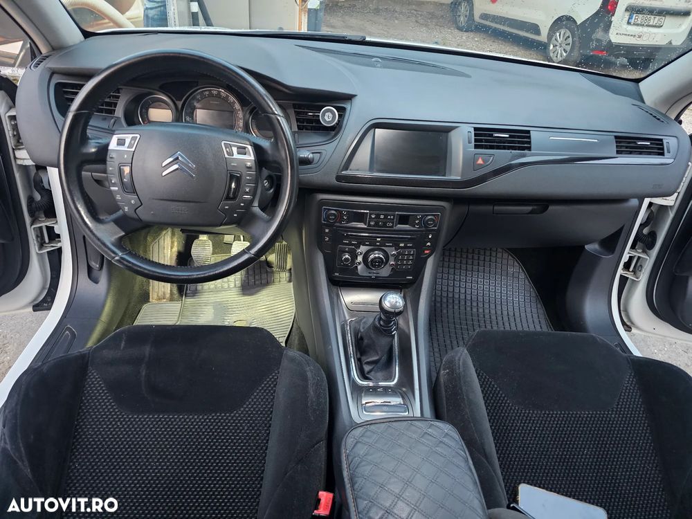 Citroën C5 HDi 140 FAP Exclusive - 6