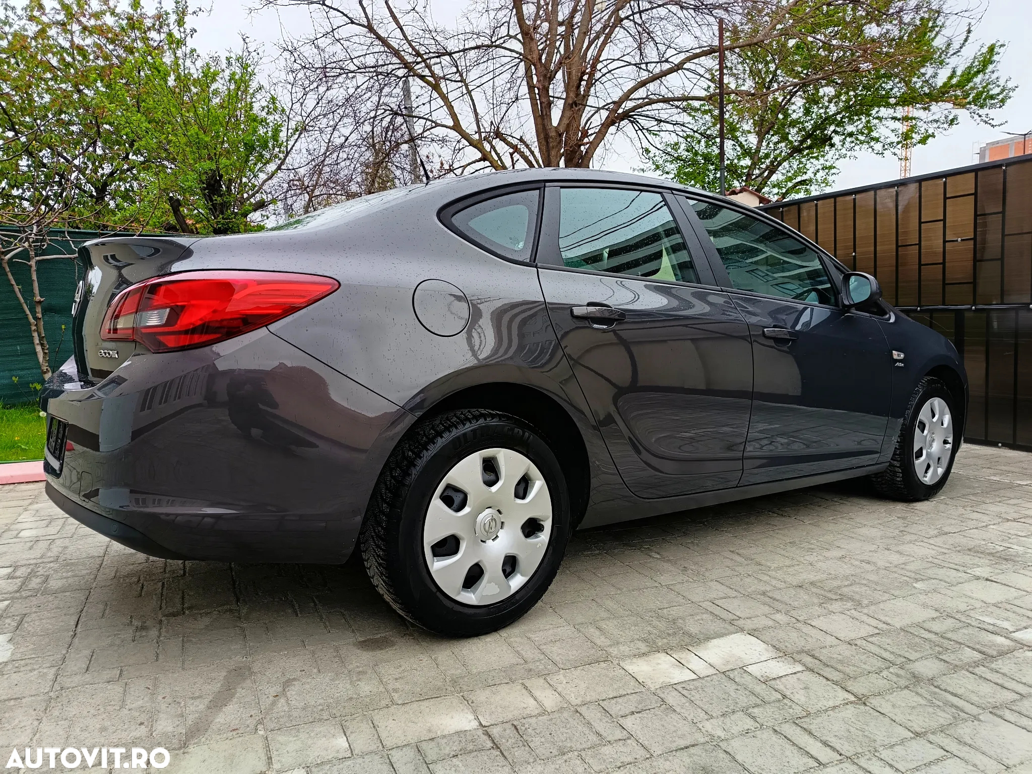 Opel Astra 1.7 CDTI DPF Active - 4