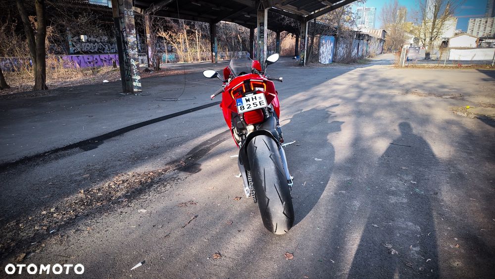 Ducati Panigale V4 - 12