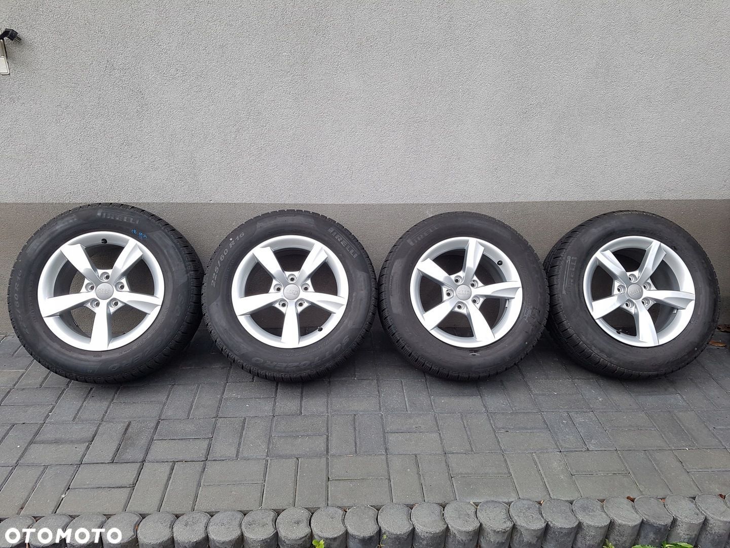 AUDI A6 C7 koła zimowe felga felgi 225/60/16 4G0071496 - 1