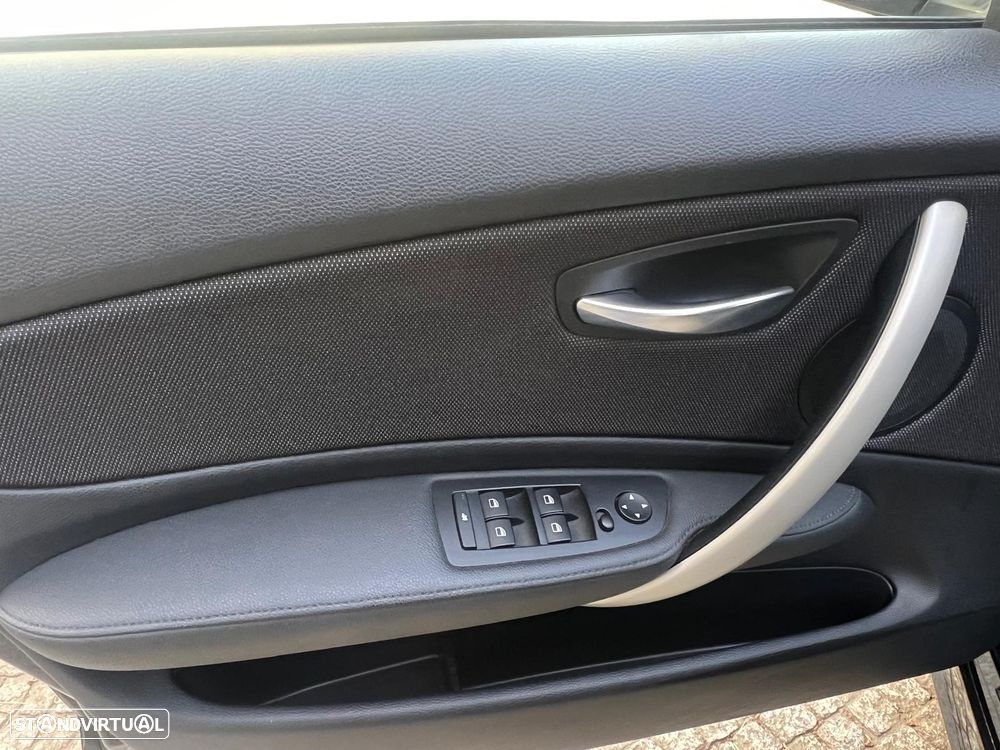 BMW 116 d Line Urban - 18