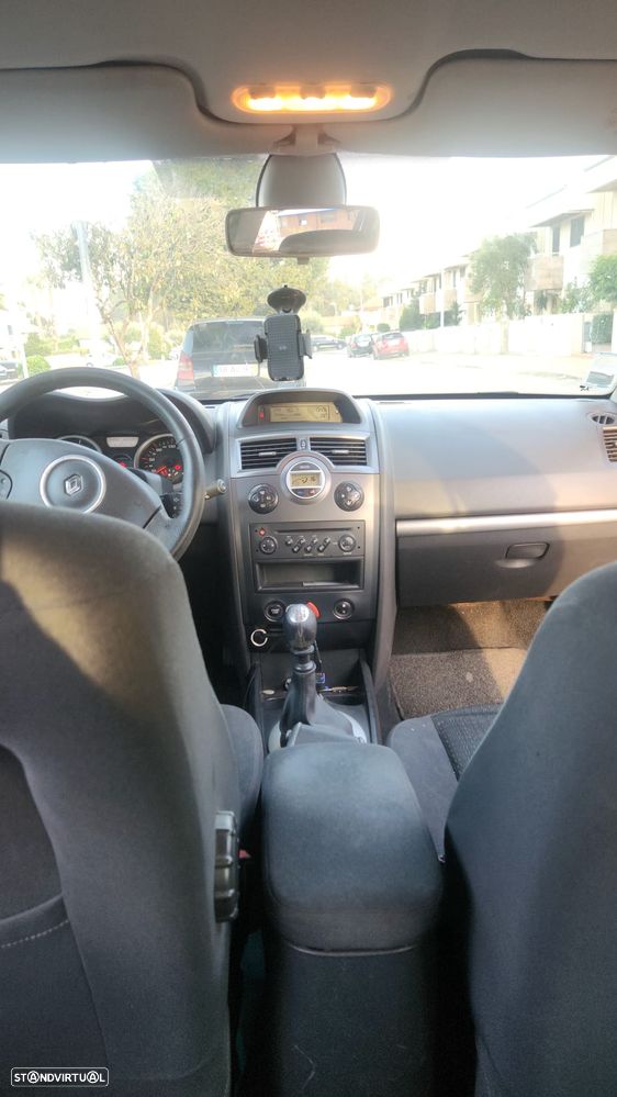 Renault Mégane Break 1.5 dCi Confort - 6