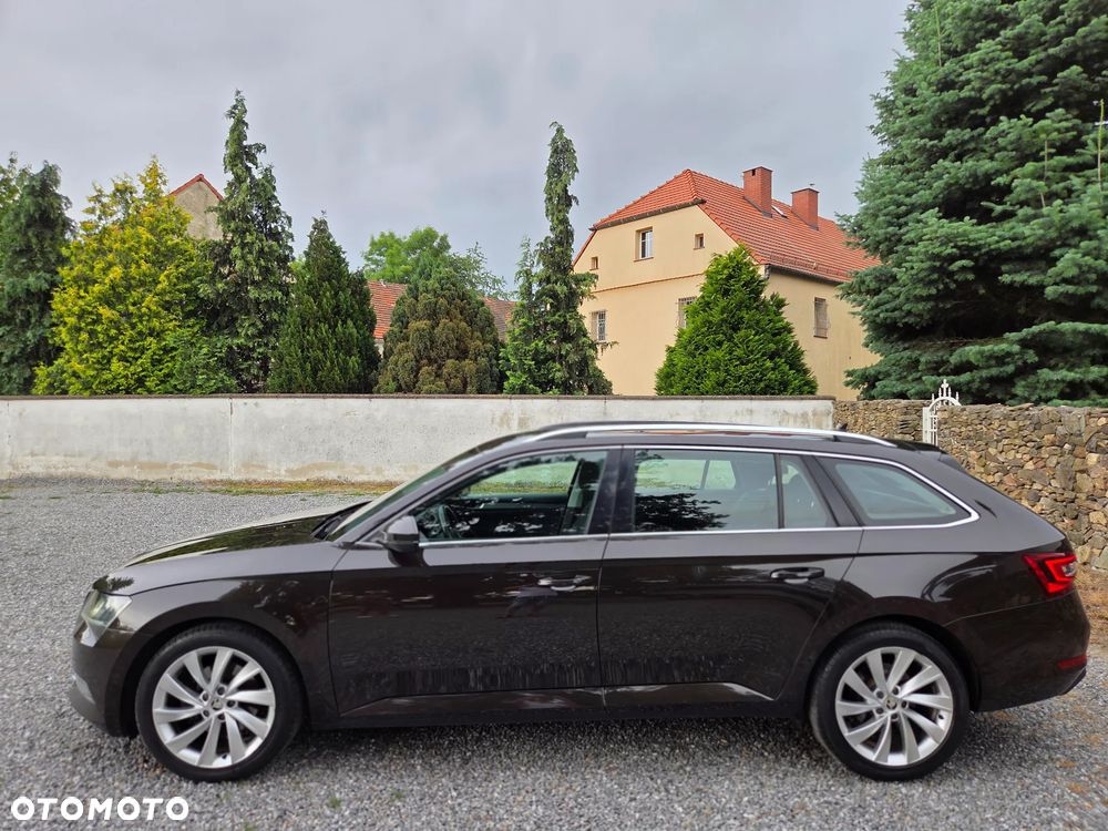 Skoda Superb 2.0 TDI Style DSG - 9