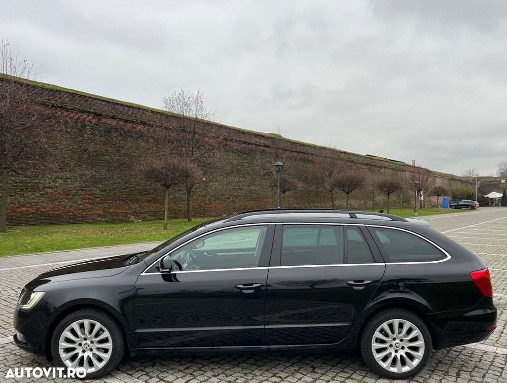 Skoda Superb 2.0 TDI DSG Comfort - 9