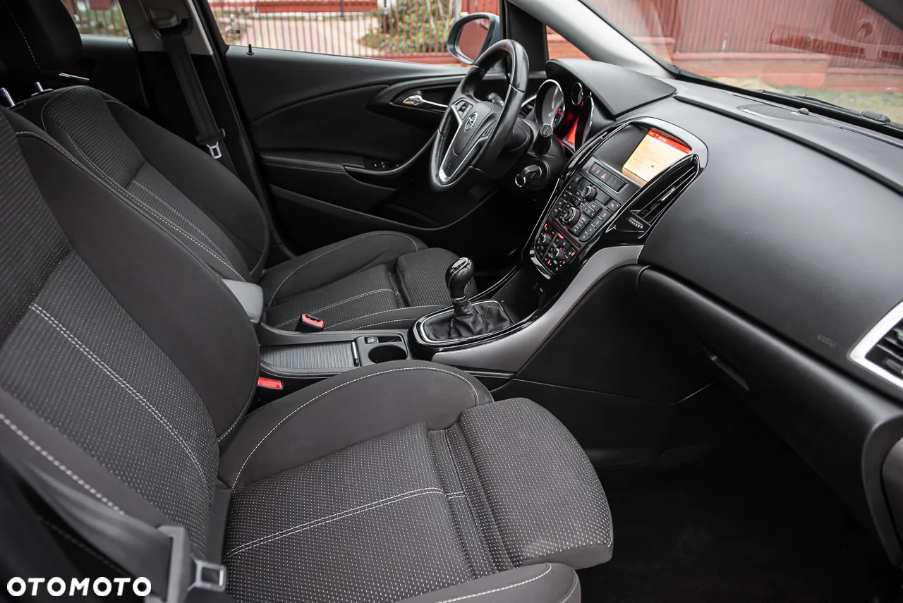 Opel Astra - 25