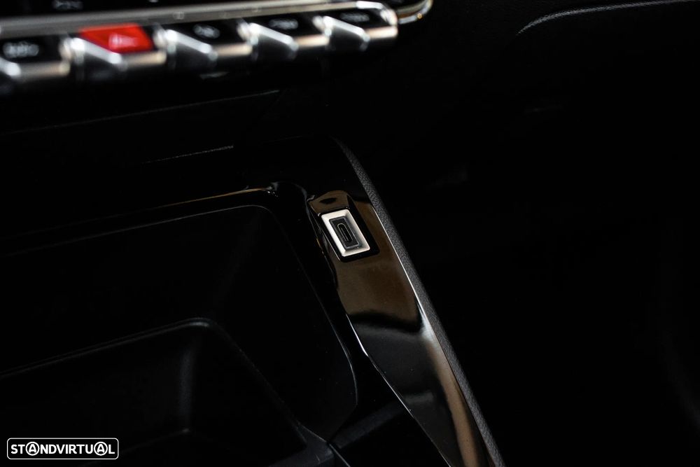Peugeot e-208 50 kWh Style - 23