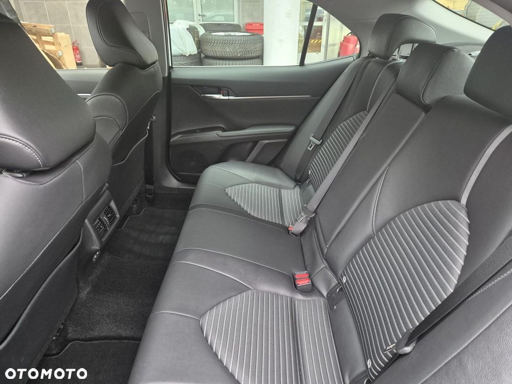 Toyota Camry 2.5 Hybrid Prestige CVT - 12