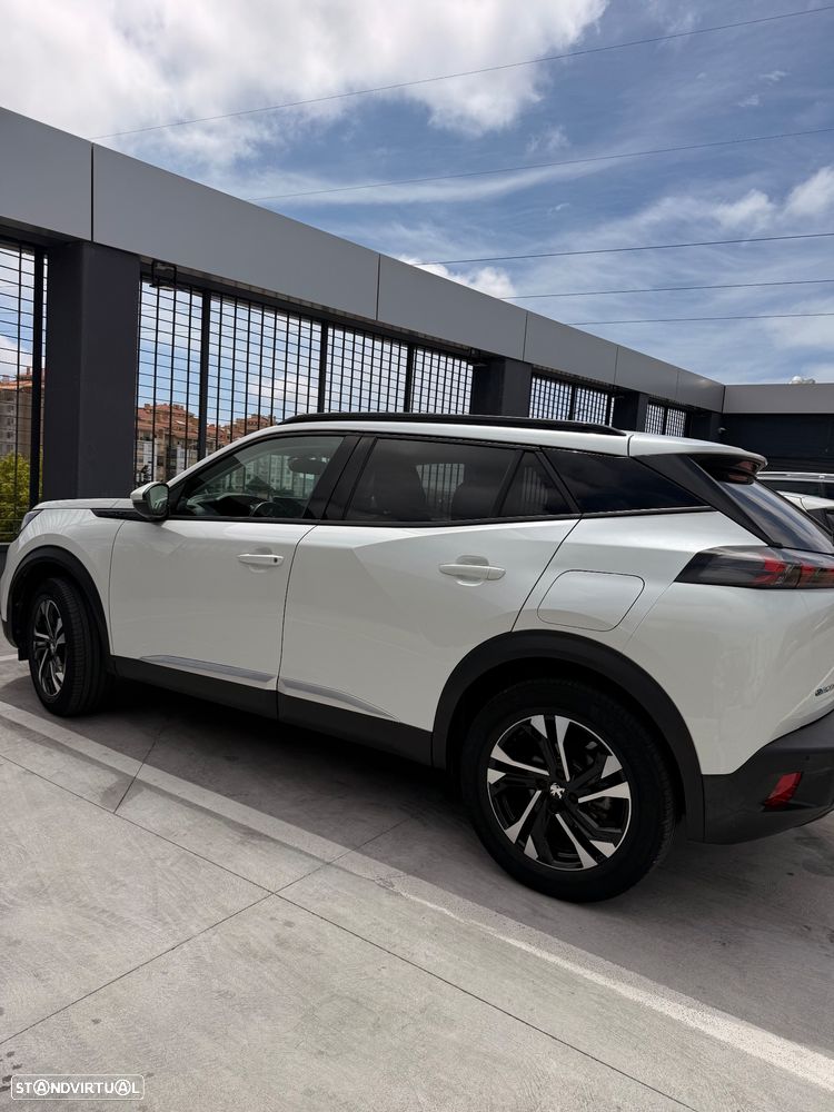 Peugeot 2008 - 4