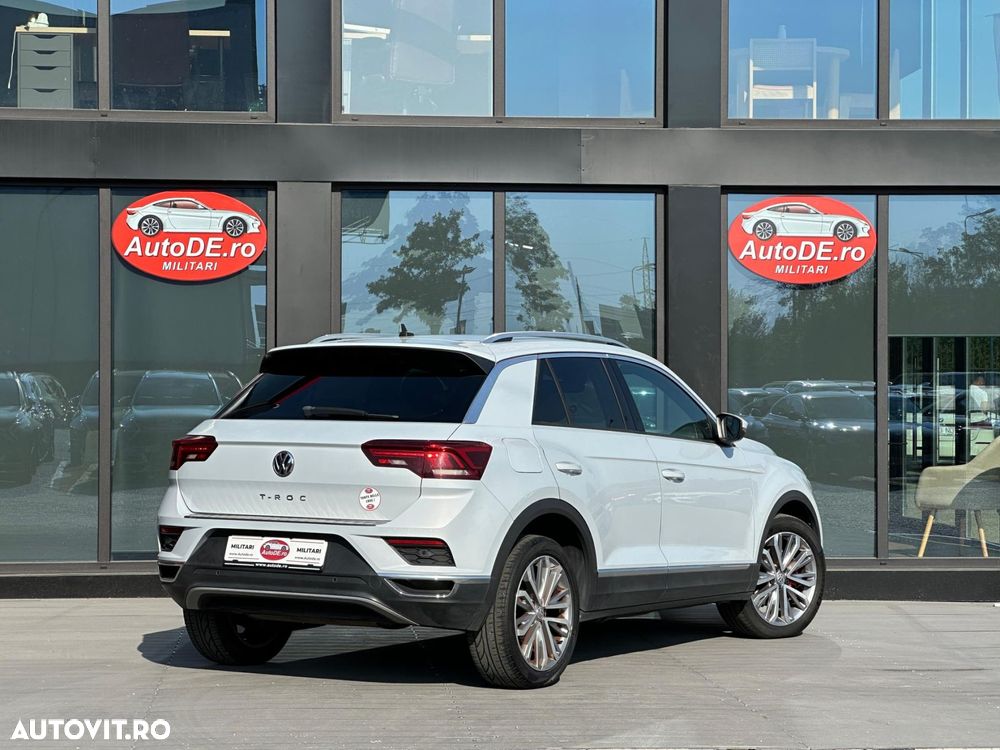 Volkswagen T-Roc - 4