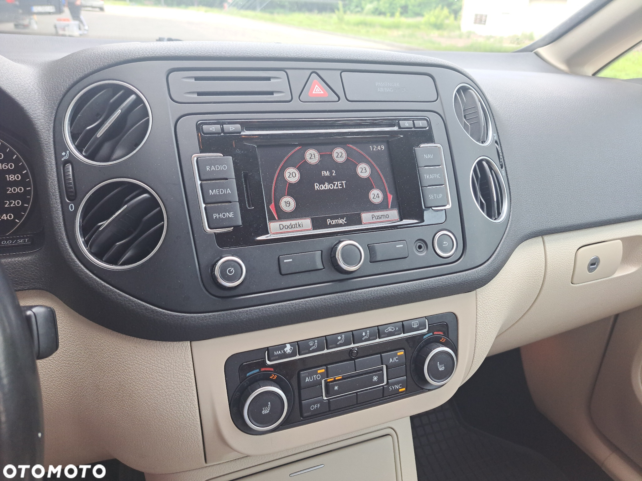Volkswagen Golf Plus 1.6 TDI Highline DSG - 14