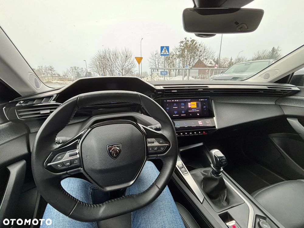 Peugeot 308 1.2 PureTech GPF Allure S&S - 15
