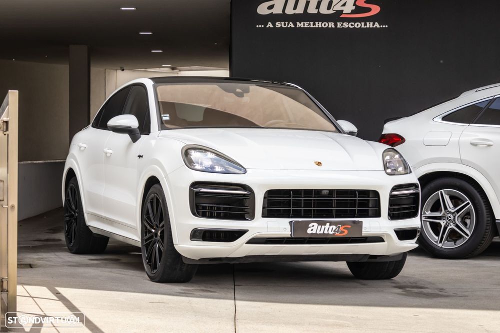 Porsche Cayenne Coupé E-Hybrid - 2
