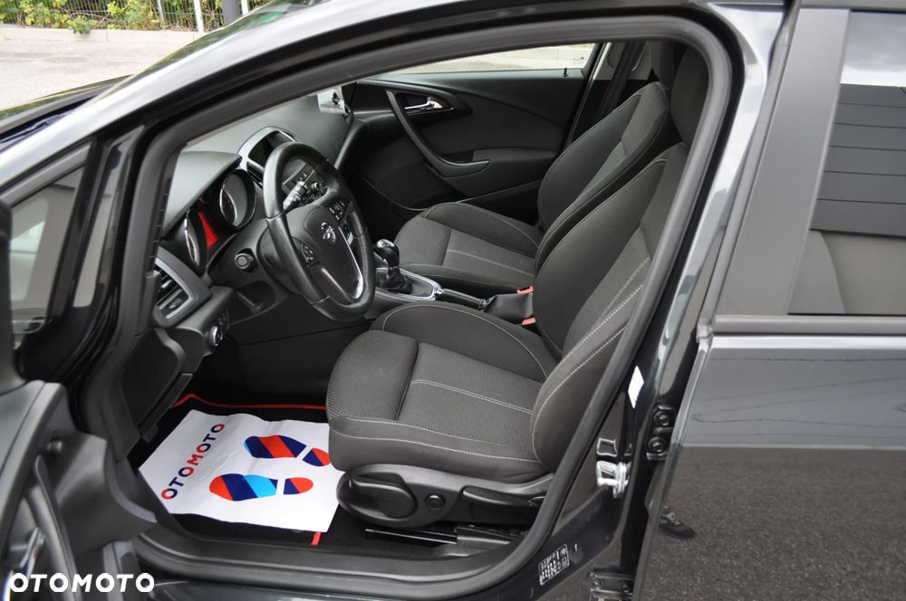 Opel Astra 1.4 Turbo Exklusiv - 13