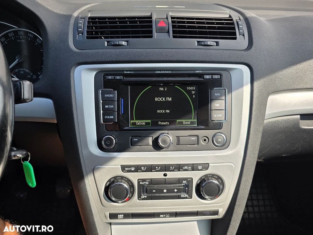 Skoda Octavia 1.6 TDI DPF Ambiente Green tec - 18