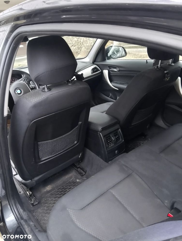 BMW Seria 1 118i Sport Line - 9