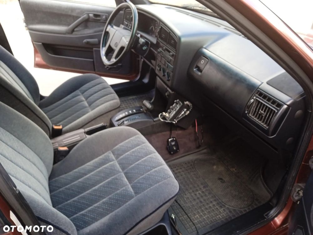 Volkswagen Passat 2.0 GL - 9