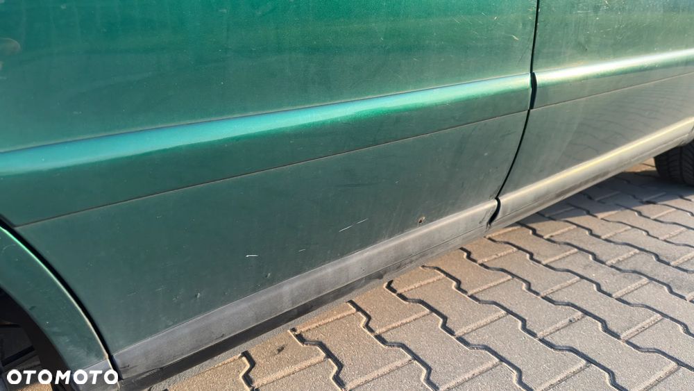 Audi A4 Avant - 10