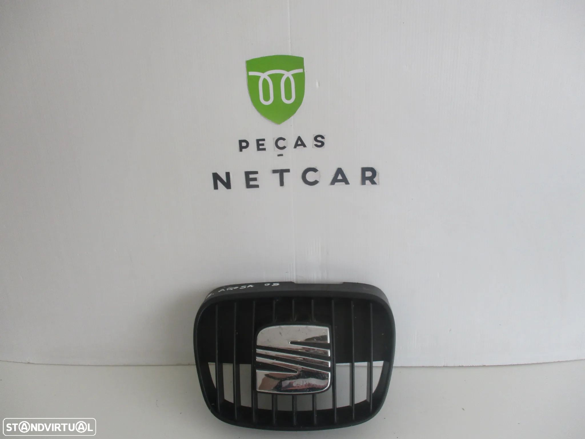 Grelha simbolo seat arosa 2005 - 1