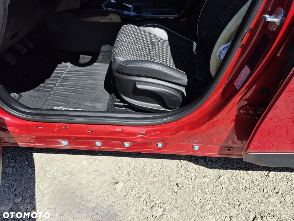 Kia XCeed 1.5 T-GDI Business Line - 34