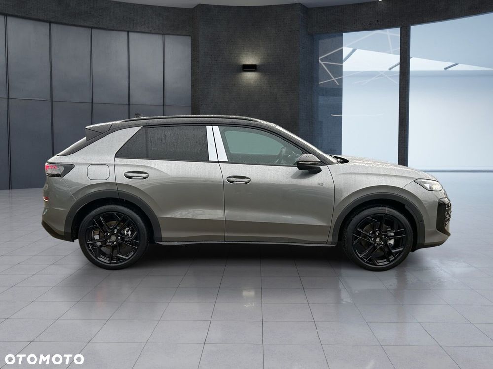 Volkswagen T-Roc 1.5 eTSI R-Line DSG - 9