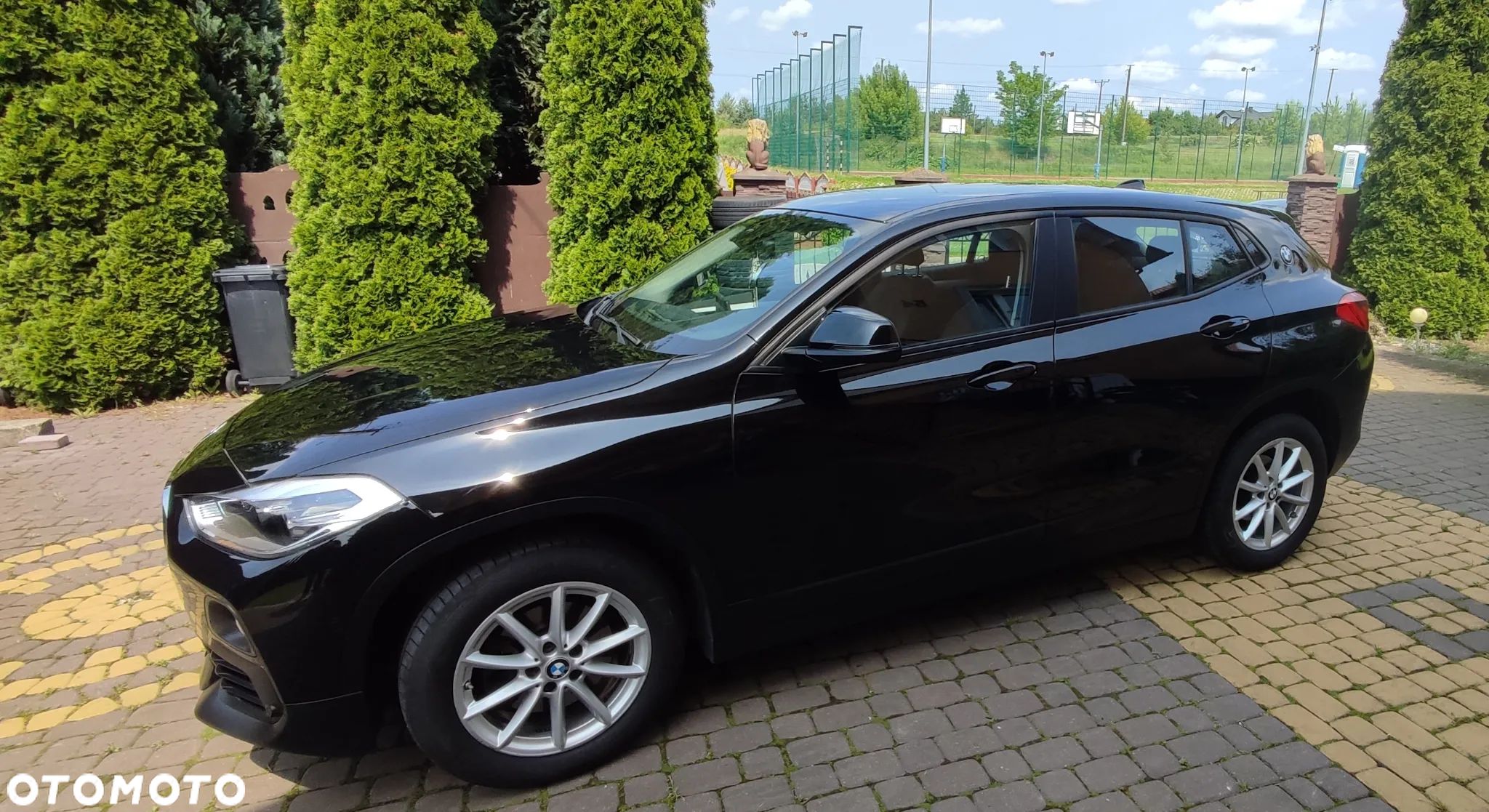 BMW X2 sDrive18d Advantage sport - 1