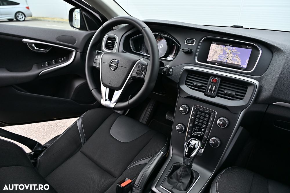 Volvo V40 - 3