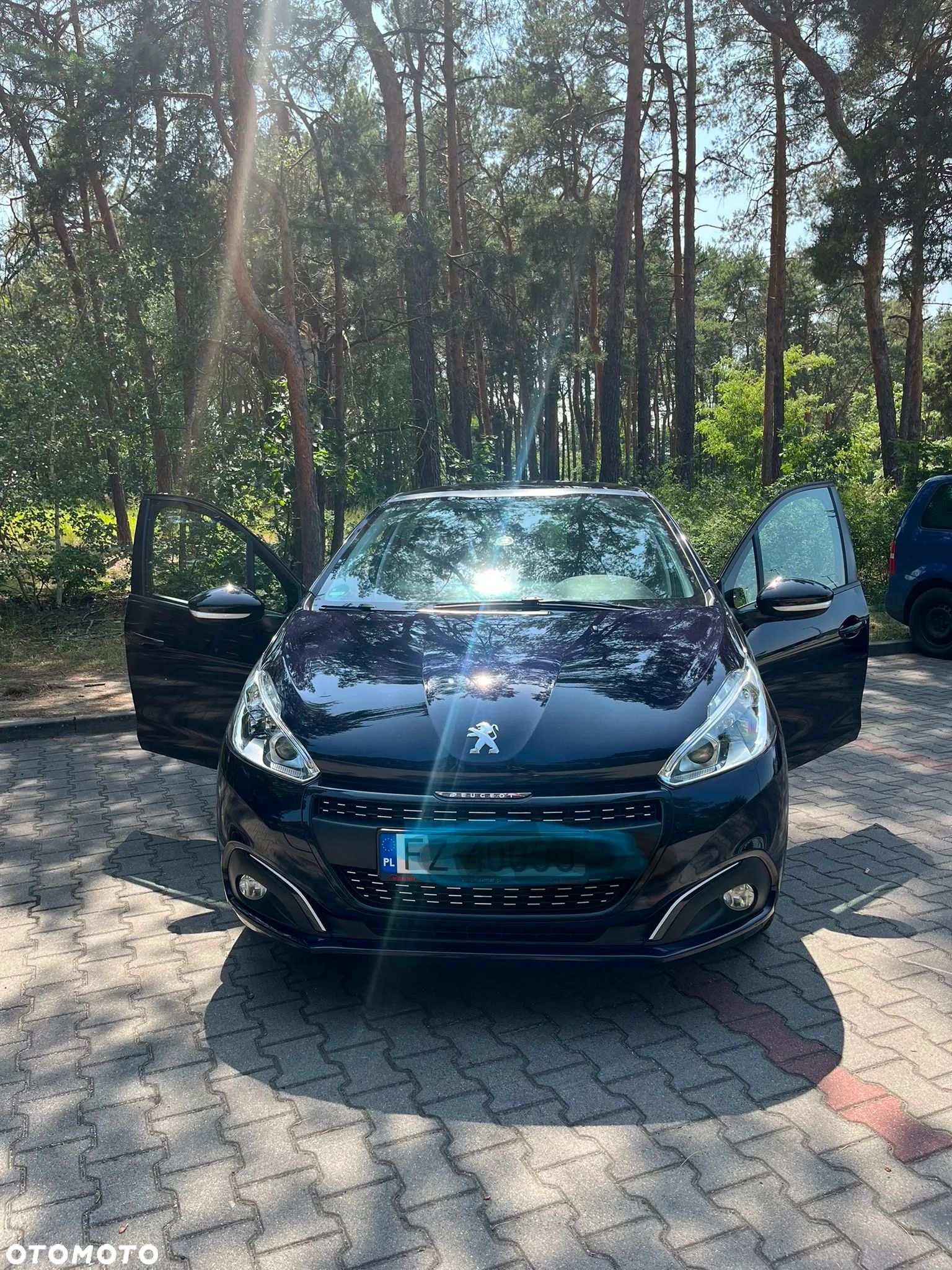 Peugeot 208 1.2 PureTech Allure - 1