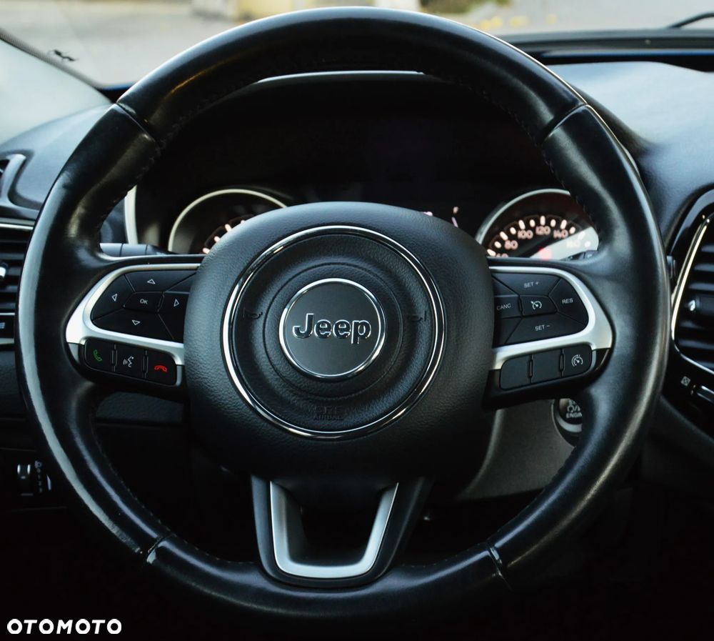 Jeep Compass - 21